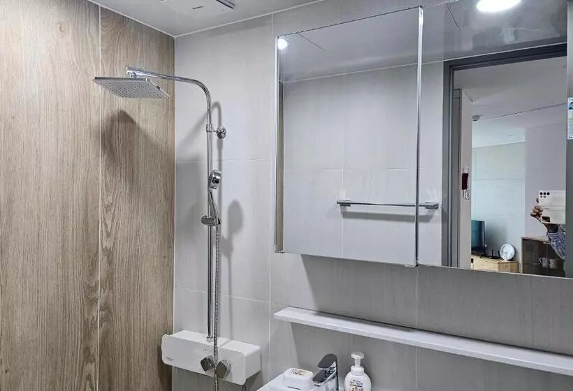 Aamiaismajoitus (B&B) Hub Inn Seoul 2023 외국인 전용