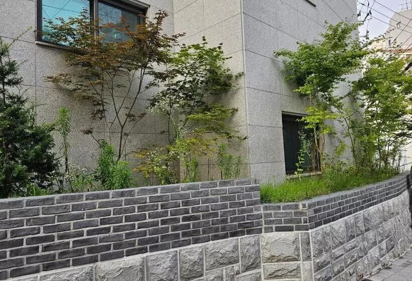 Aamiaismajoitus (B&B) Hub Inn Seoul 2023 외국인 전용