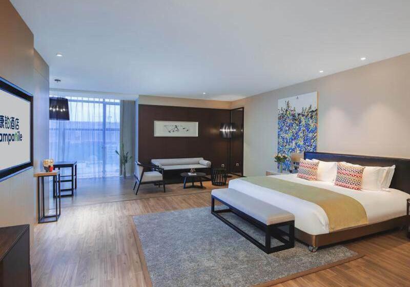 Hotel Campanile Shenzhen Longcheng Square Subway Station