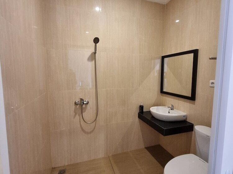 Hotel Core Inn Juwita