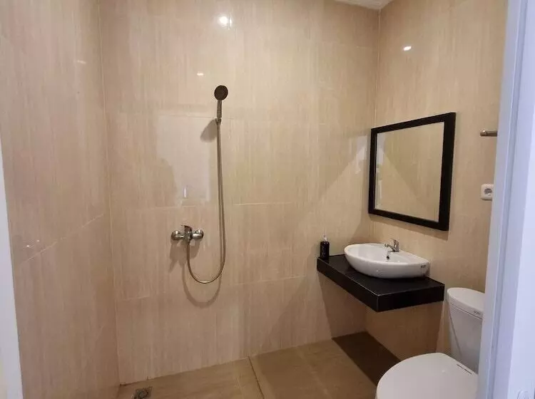 Hotelli Core Inn Juwita