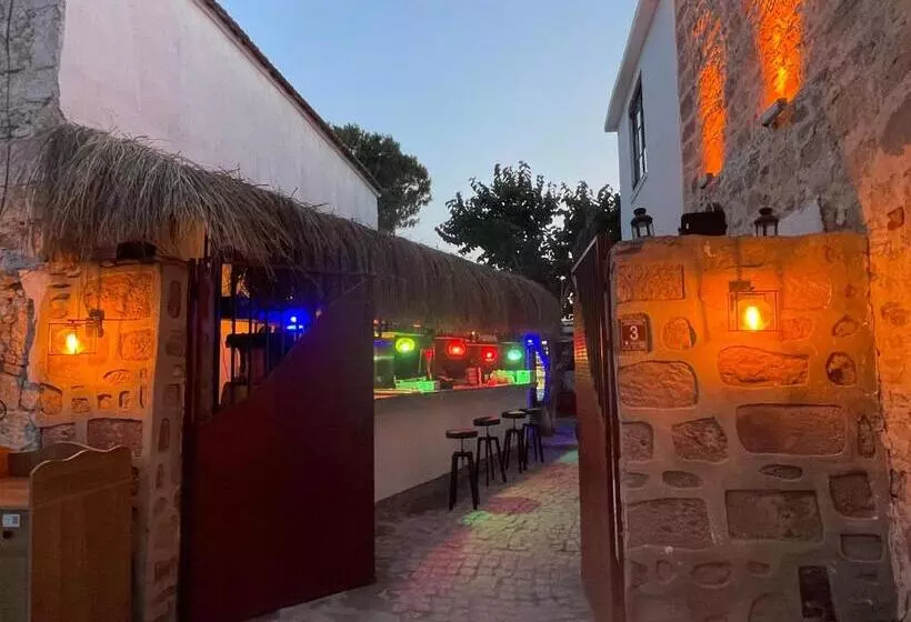 ホテル Romalı Guesthouse