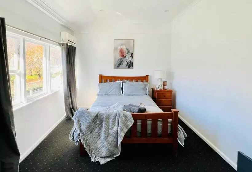 Hotelli Talbingo Lodge   Selwyn Accommodation