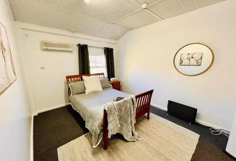 Hotelli Talbingo Lodge   Selwyn Accommodation