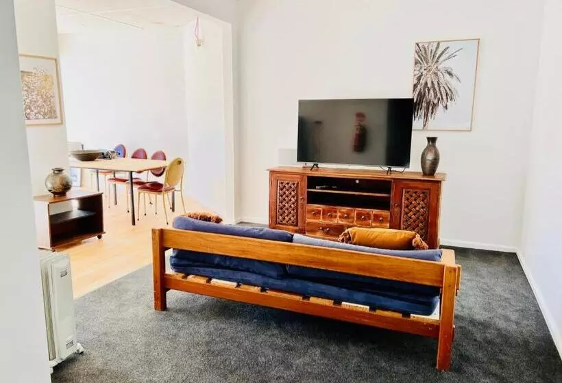 Hotelli Talbingo Lodge   Selwyn Accommodation