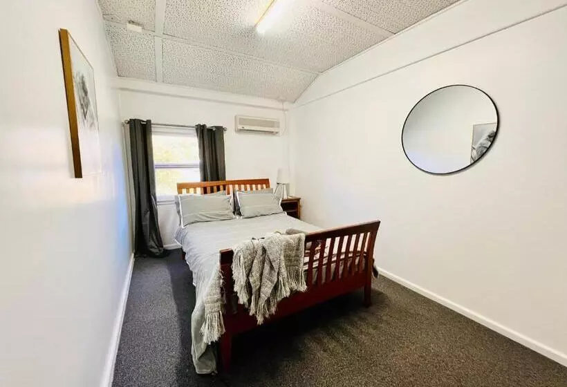 Hotelli Talbingo Lodge   Selwyn Accommodation