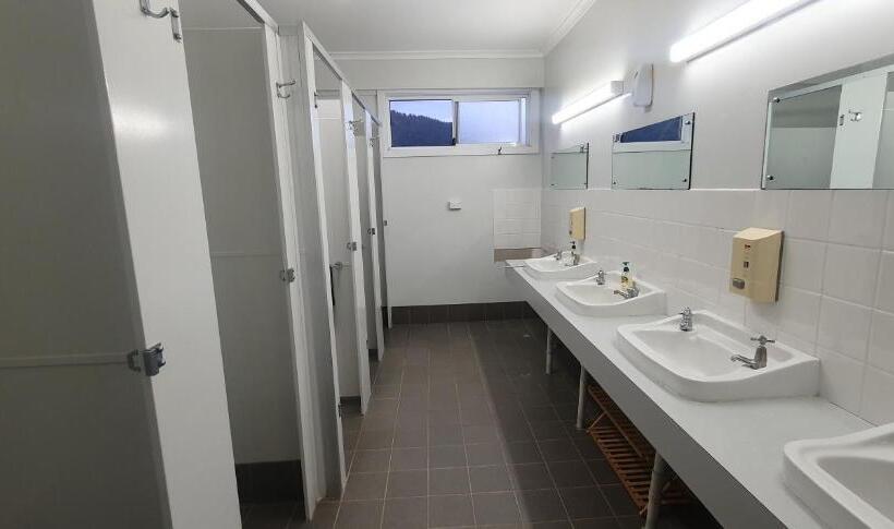 酒店 Talbingo Lodge Selwyn Accommodation