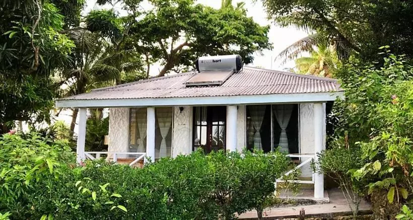 هتل The Harbourview   Vava U