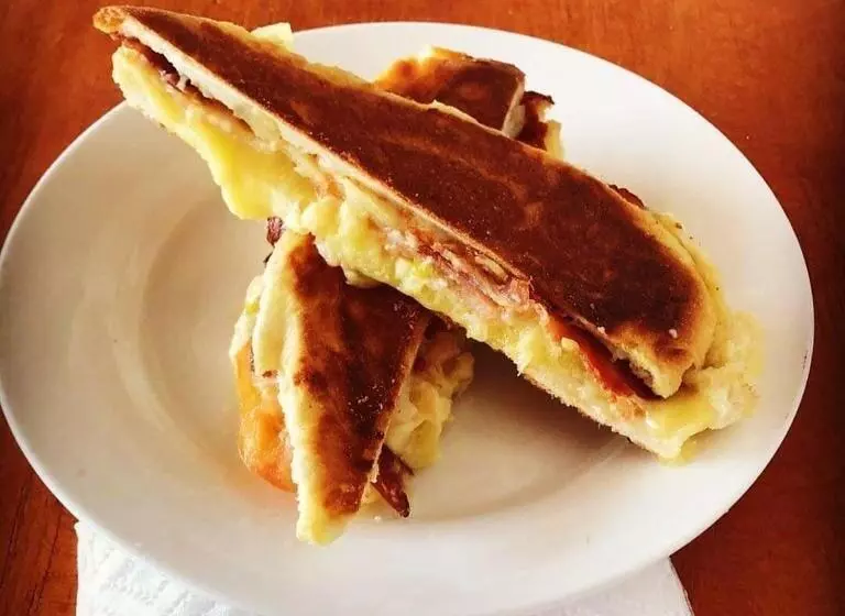 هتل The Harbourview   Vava U