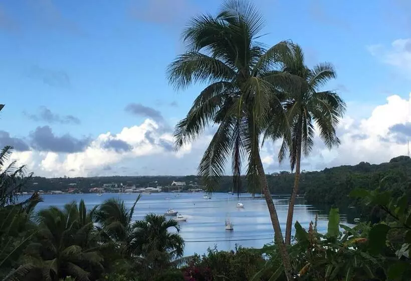 هتل The Harbourview   Vava U