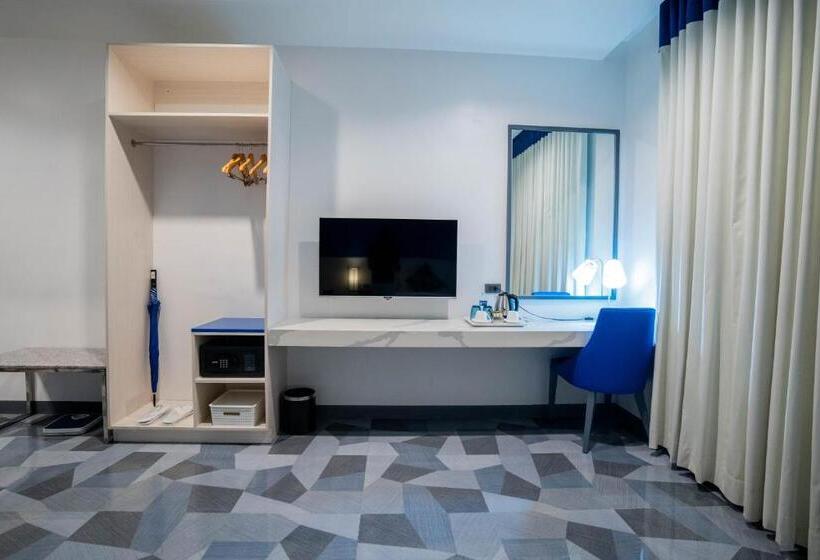 Stacia Hotel Powered By Cocotel