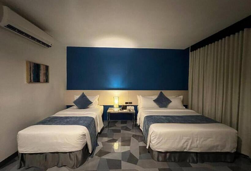 Stacia Hotel Powered By Cocotel