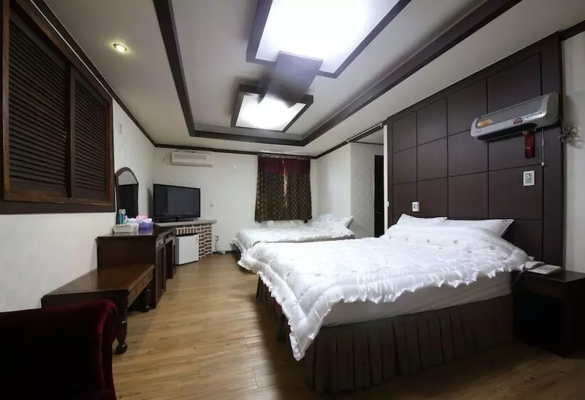 Bali Motel