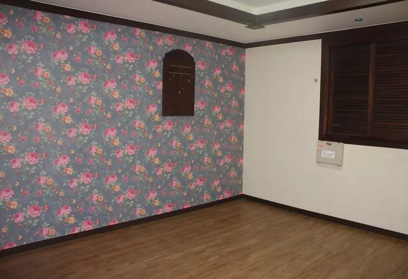 Bali Motel