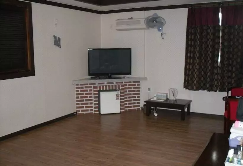 Bali Motel