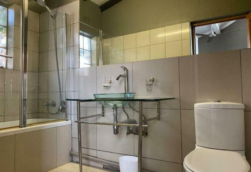 민박 Terrace House Rivonia