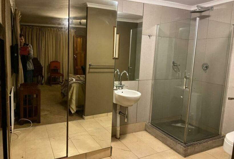 민박 Terrace House Rivonia