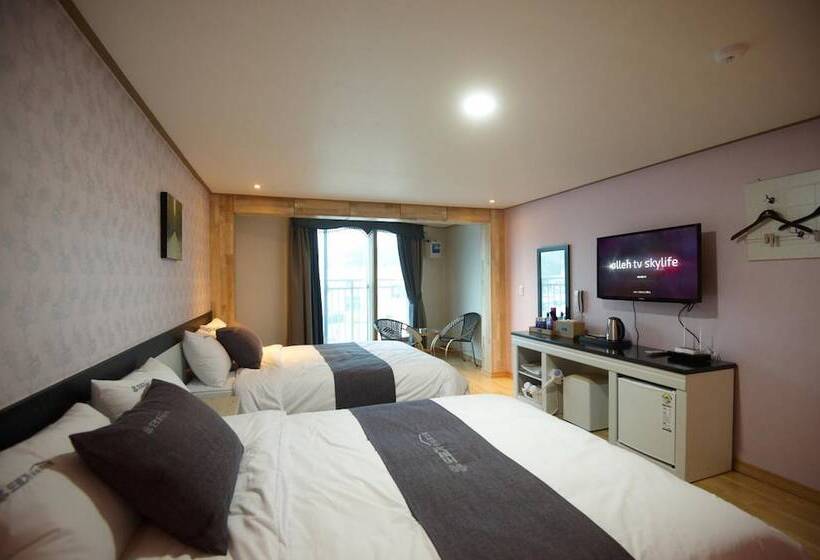 Dorcas Tourist Hostel