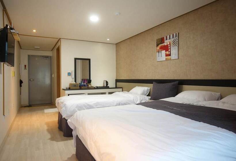 Dorcas Tourist Hostel