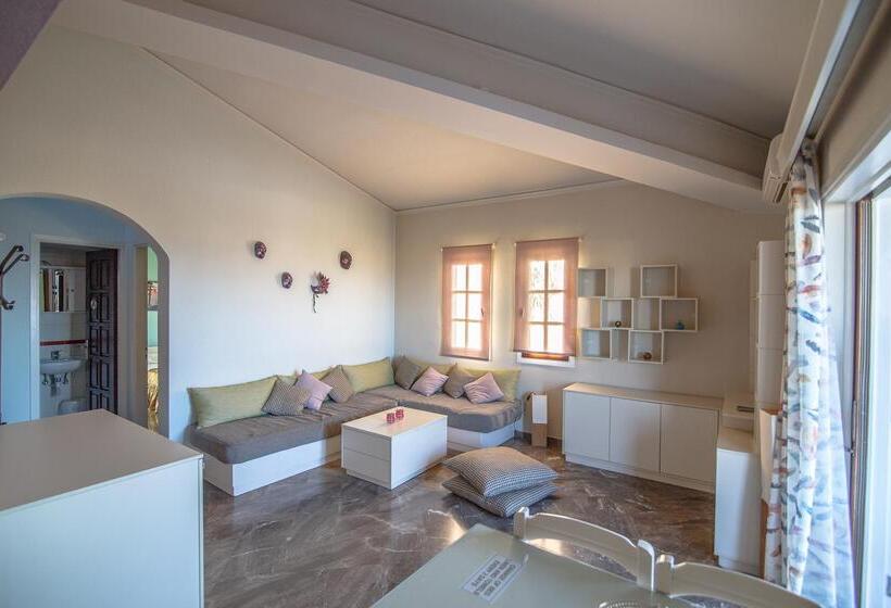 Elpida Aparthotel Gouves