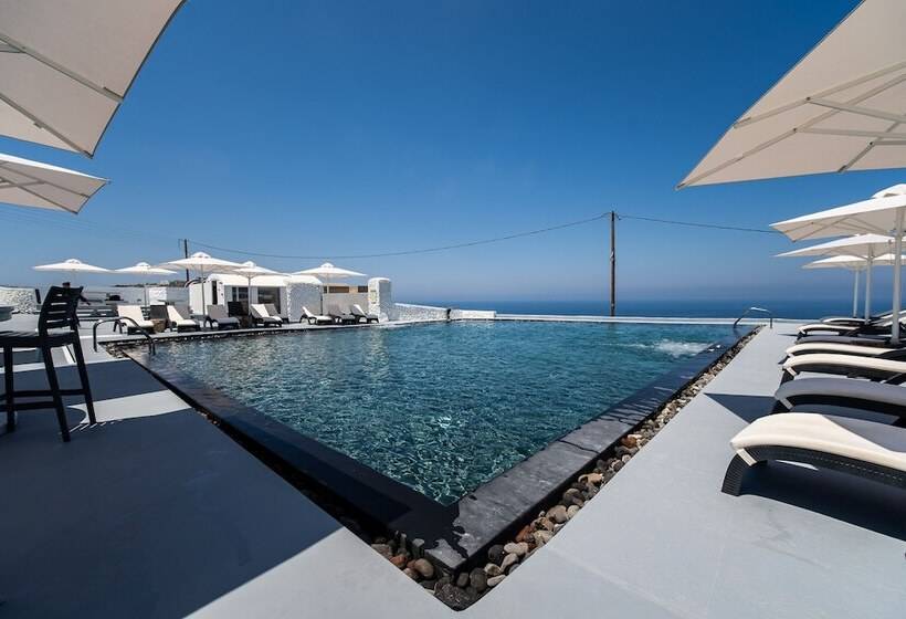 هتل Serenità Luxury Suites