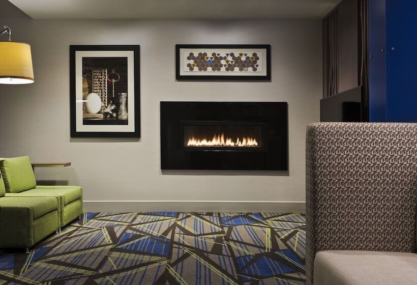 ホテル Holiday Inn Express & Suites Medina, An Ihg