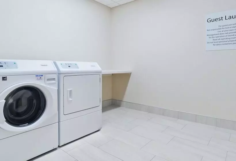 ホテル Holiday Inn Express & Suites Medina, An Ihg