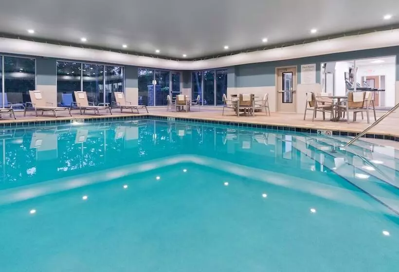 ホテル Holiday Inn Express & Suites Medina, An Ihg