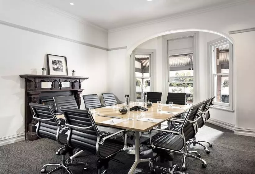 ホテル Holiday Inn West Perth, An Ihg