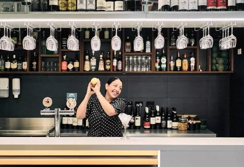 ホテル Holiday Inn West Perth, An Ihg