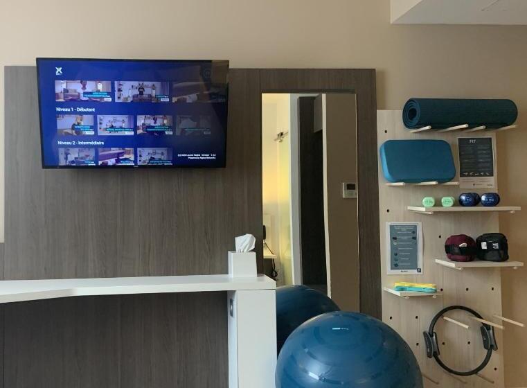 בית מלון כפרי Kyriad Troyes Centre