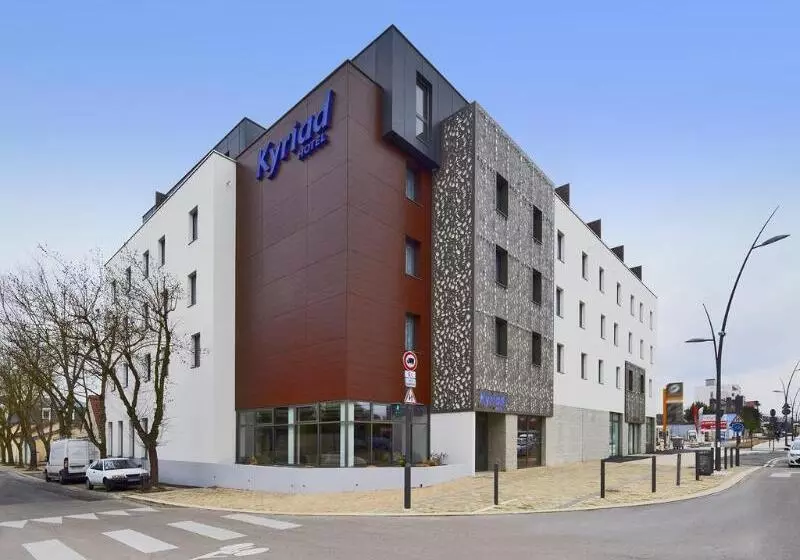 ホテル Kyriad Troyes Centre