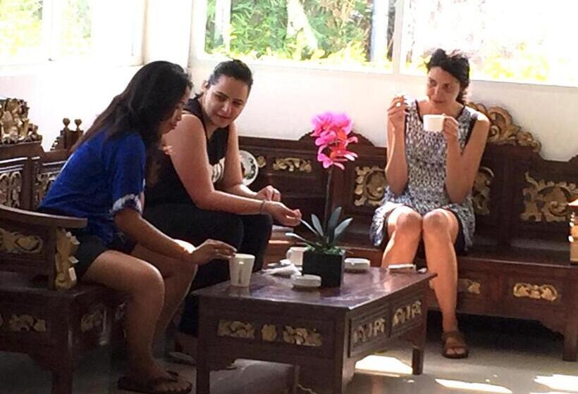 ホテル Lowcost Bed & Breakfast