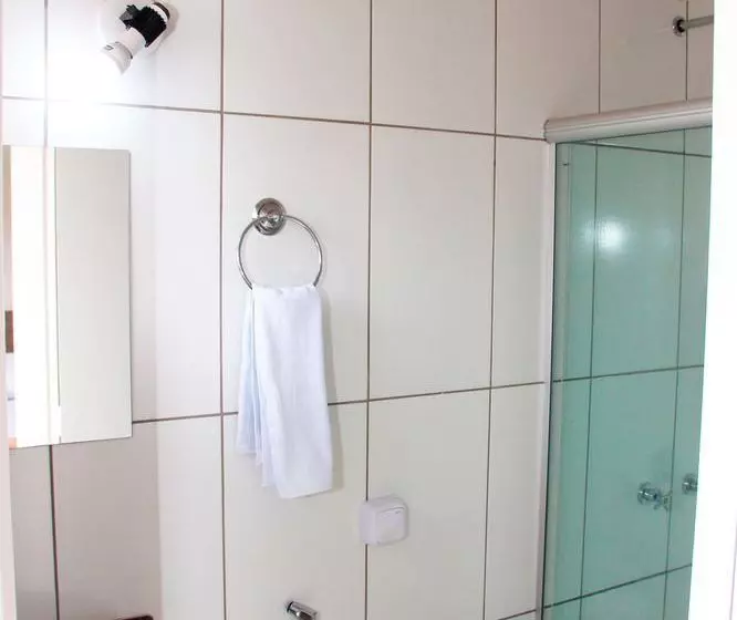 هتل Tuti Jupia