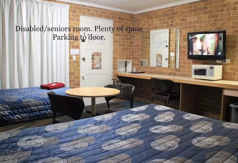 モーテル Town And Country Motor Inn