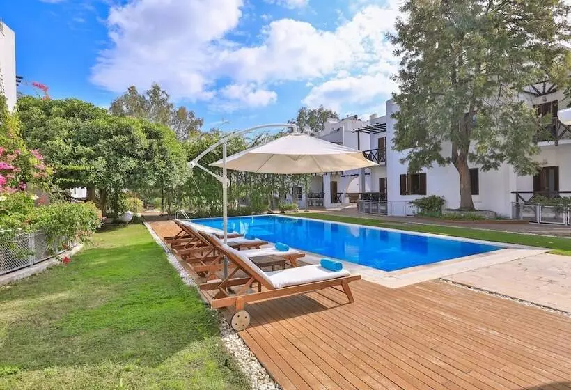Myndos Residence