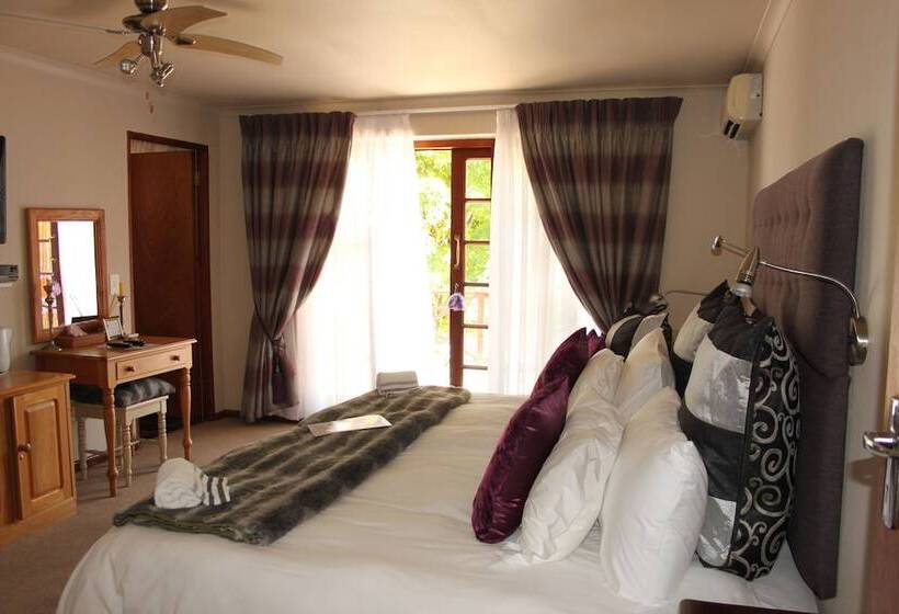 پانسیون Pelican Lodge Guesthouse