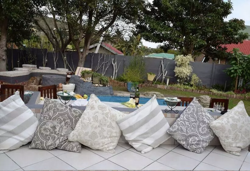 ペンション Pelican Lodge Guesthouse