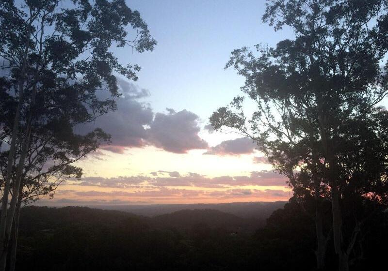 Phoenix Eumundi Bed & Breakfast