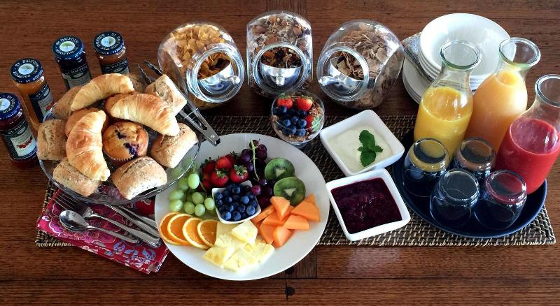 Phoenix Eumundi Bed & Breakfast