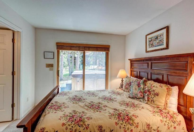 Pine Creek Lodge 3 Bedroom Townhouse By Redawning