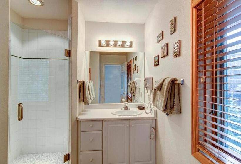 Pine Creek Lodge 3 Bedroom Townhouse By Redawning