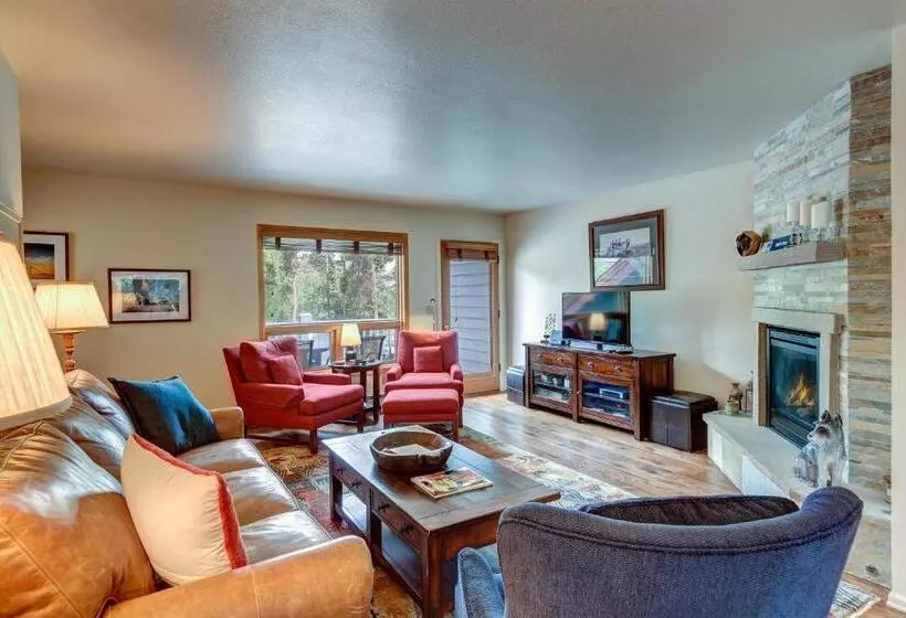 Pine Creek Lodge 3 Bedroom Townhouse By Redawning