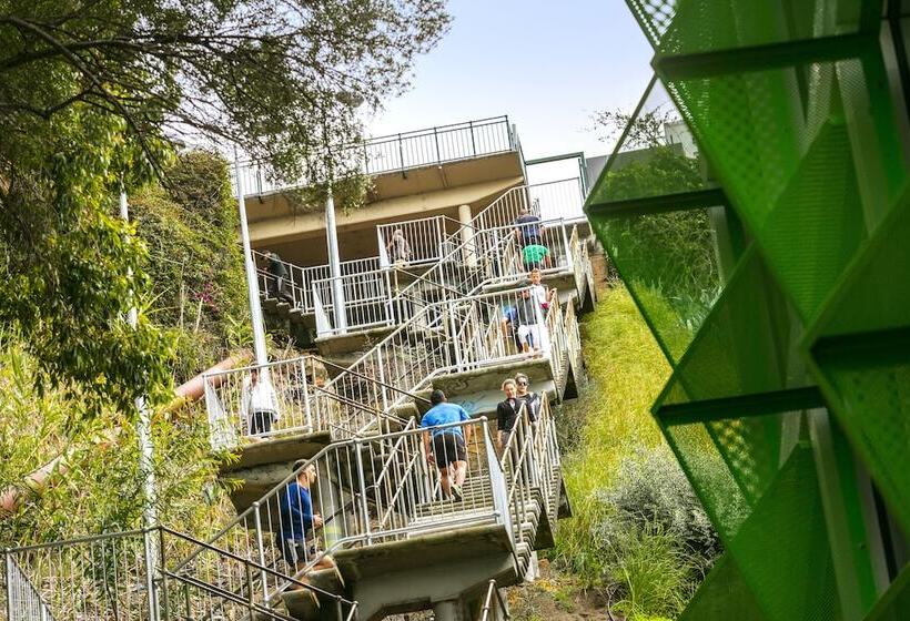 Quest Mounts Bay Road