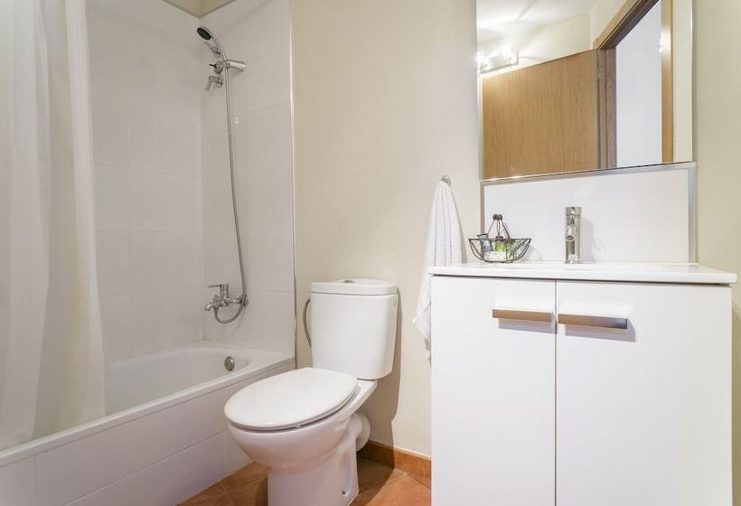 Royal Apartments By Hoom