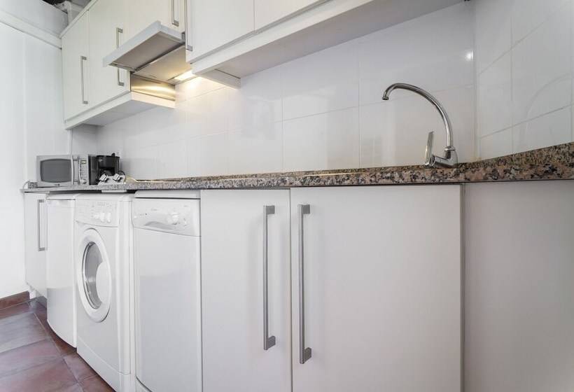 Royal Apartments By Hoom