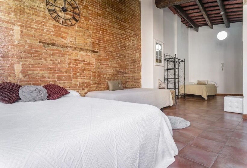 Royal Apartments By Hoom