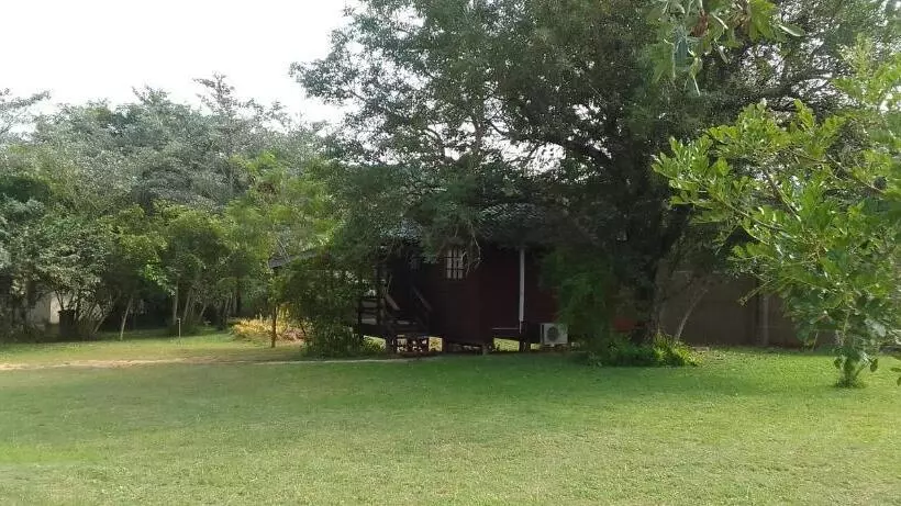 Sand River Cottages