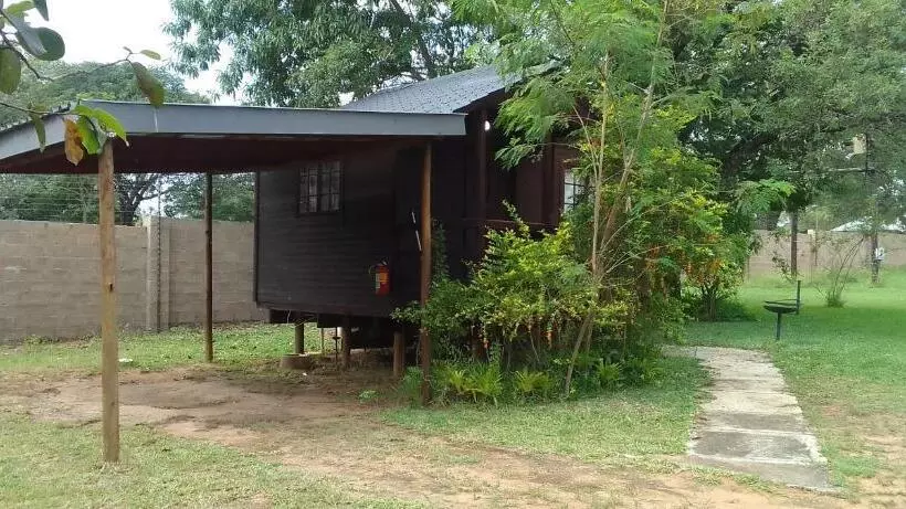 Sand River Cottages