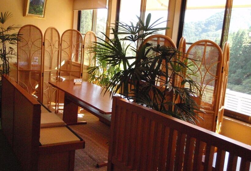 Sawatari Onsen Miyataya Ryokan